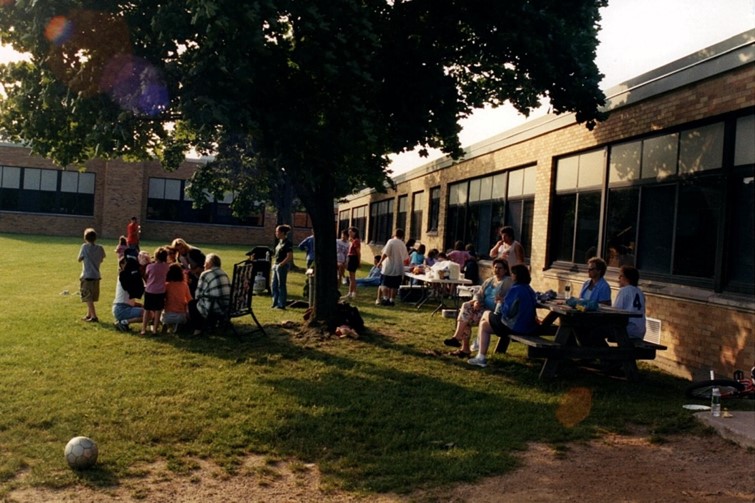 wccs-picnic-1.jpg